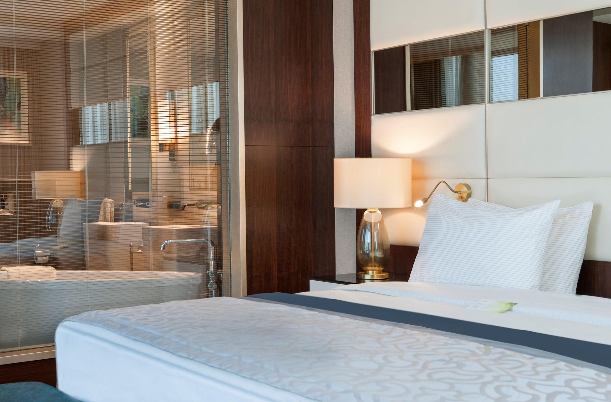 精英世界欧洲酒店 伊斯坦布尔 外观 照片 A bedroom in the hotel